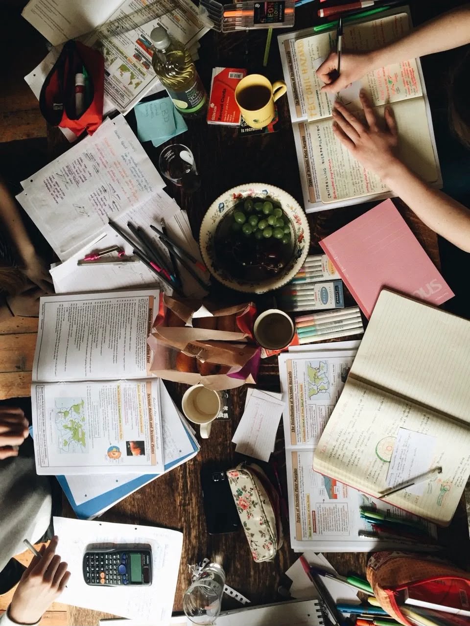 Roda de leitura em grupo